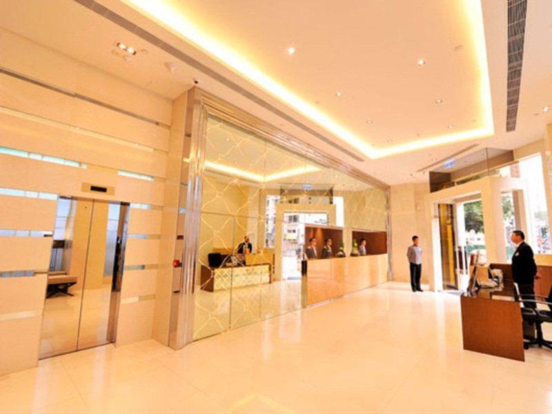 Silka Seaview Hotel Гонконг Экстерьер фото